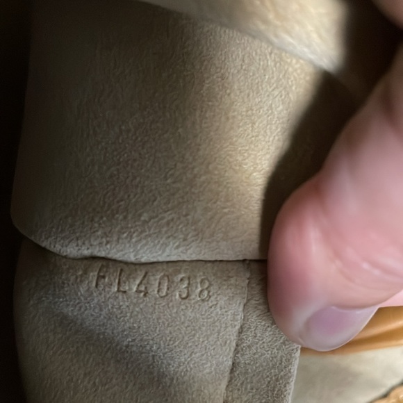 LV GALLERIA PM AZUR - Picture 10 of 13